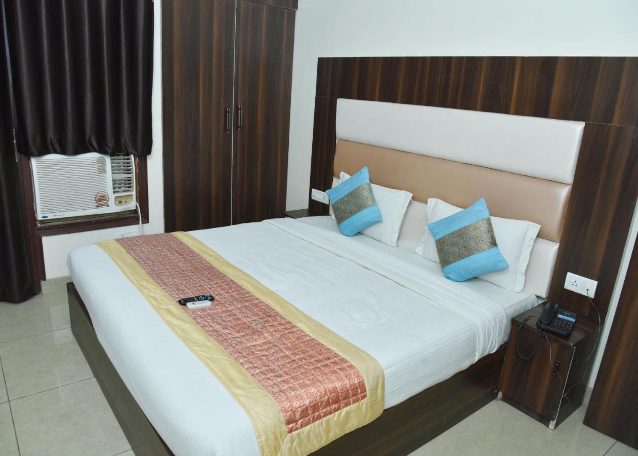 Hotel Classic Plaza At Delhi Airport Nové Dillí Exteriér fotografie